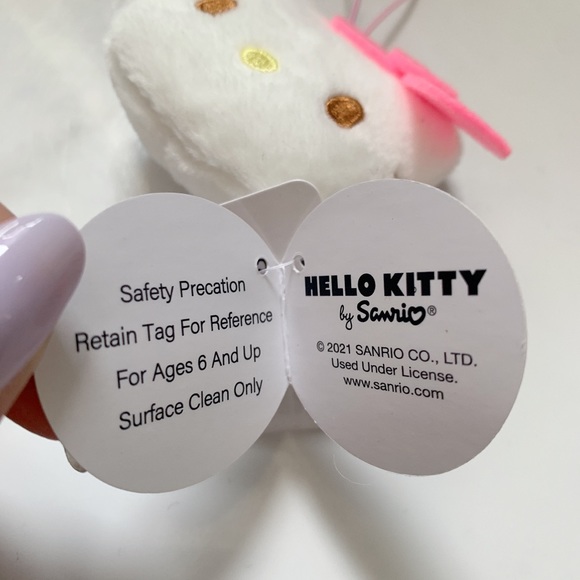 Hello Kitty Plush - Picture 2 of 4